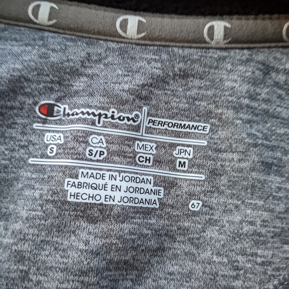 Champion Activewear Jacket. Great Condition! Size Small. - Picture 4 of 6